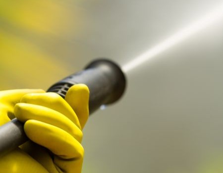 Top 5 surfaces you should pressure wash before summer