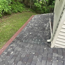 Roof-Cleaning-in-Lenox-MA 3